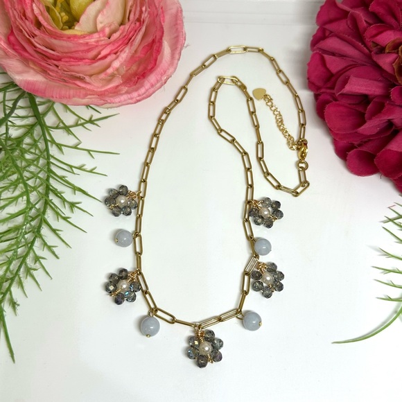 NEW⚜️Raw Aquamarine Freshwater Pearl & Crystal Flower Charm Necklace - Picture 4 of 9